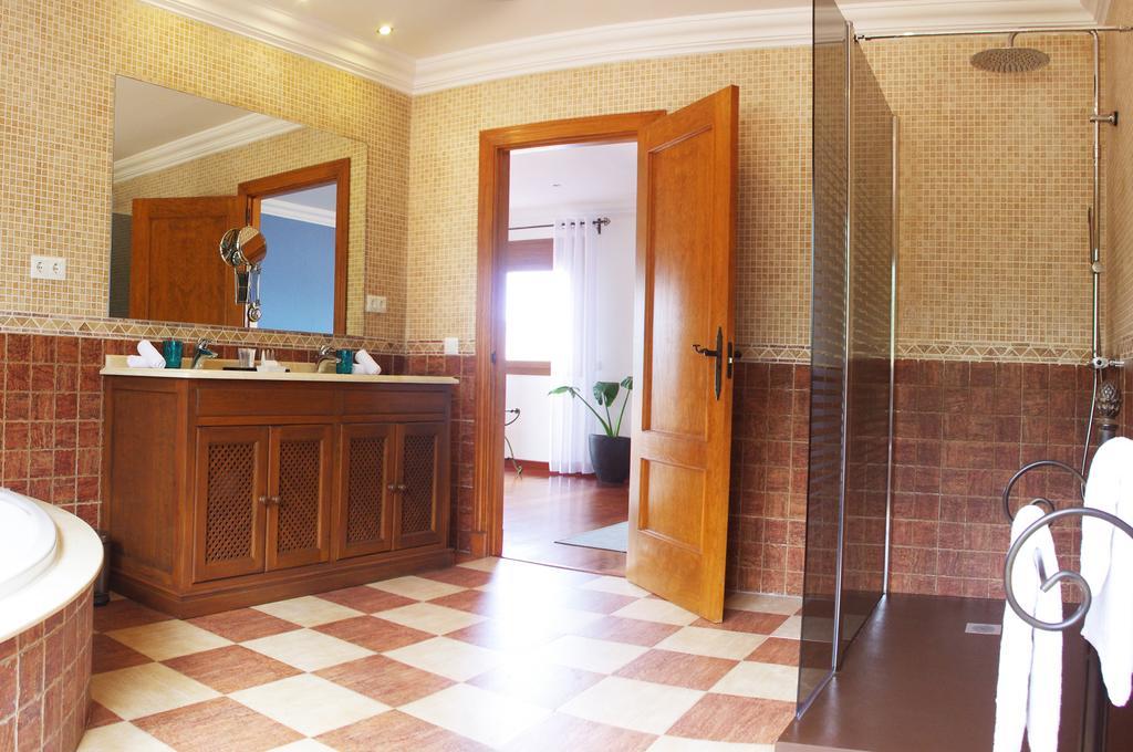 ألاورين ذي ر تورّي Villa Conmigo Bed & Breakfast المظهر الخارجي الصورة